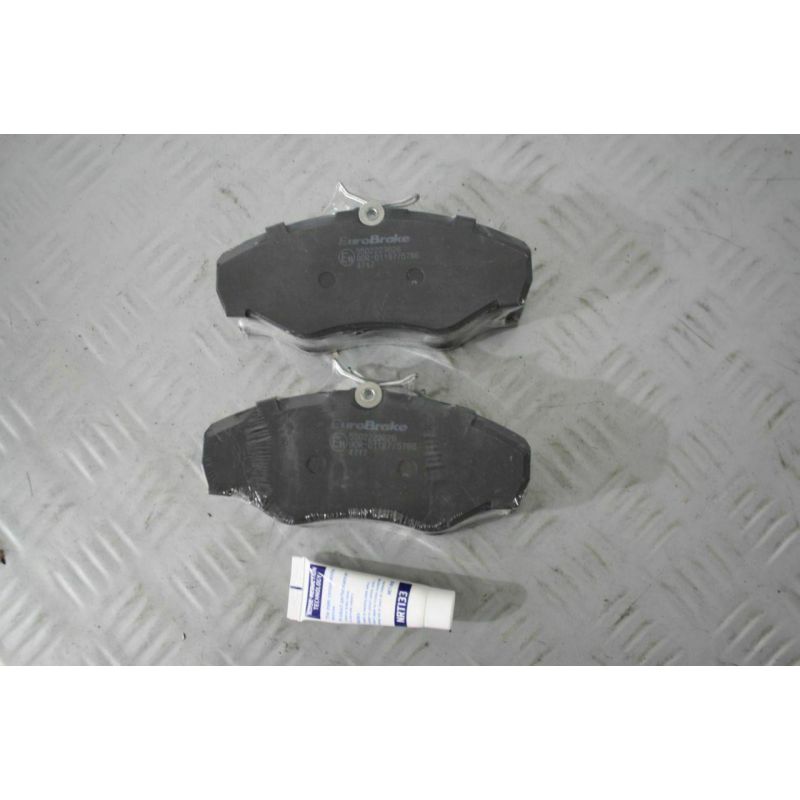 für Nissan, Opel, Renault Bremsbeläge vorne EURO BRAKE 5502223626