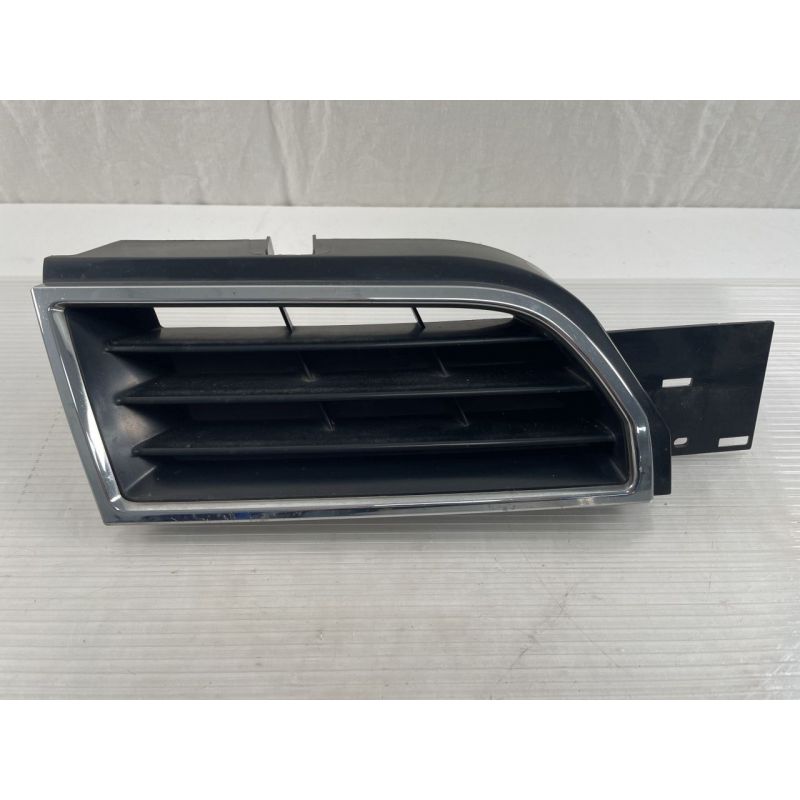 Mitsubishi Carisma DA2 1999-2004 original Kühlergrill vorne rechts MR361222RH