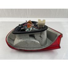 für Mitsubishi Carisma DA2A 1999-2004 Rückleuchte Hella rechts 151086