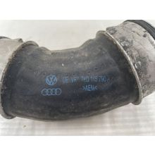 VW Transporter T5 original Ladeluftschlauch 7H0145790A