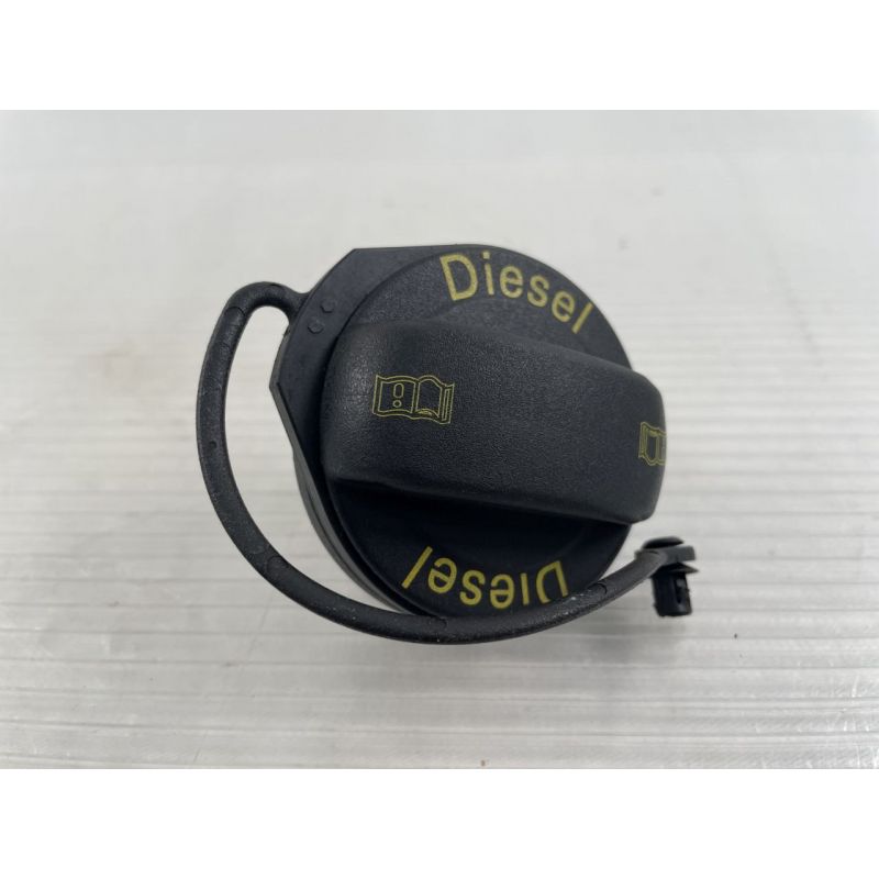 VW Golf 7 VII (5G) 11/12-02/17 orig. Tankdeckel Diesel 3AA201553
