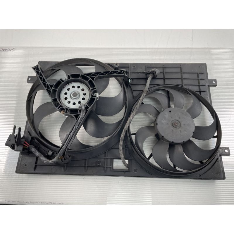 VW Polo IV (9N) 11/01-05/09 original Kühlerlüfter 600121207F