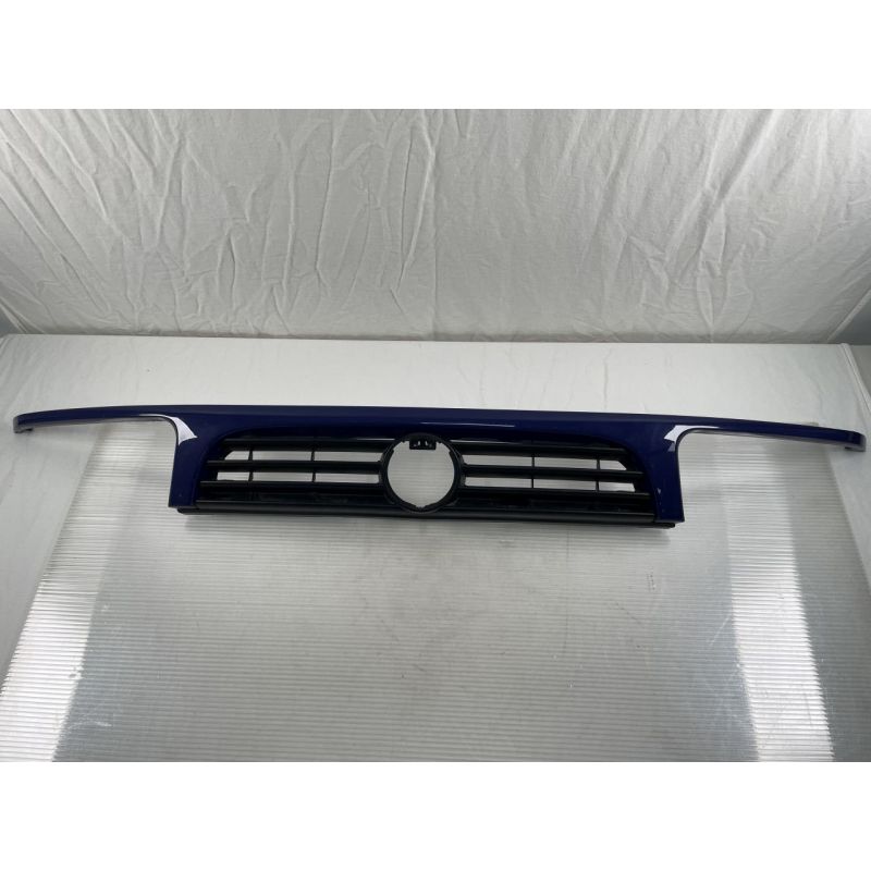 VW Polo III (6N) 10/94-11/01 original Kühlergitter mit Leiste blau 6N0853618