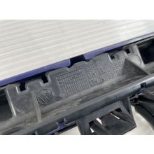 VW Polo III (6N) 10/94-11/01 original Kühlergitter mit Leiste blau 6N0853618