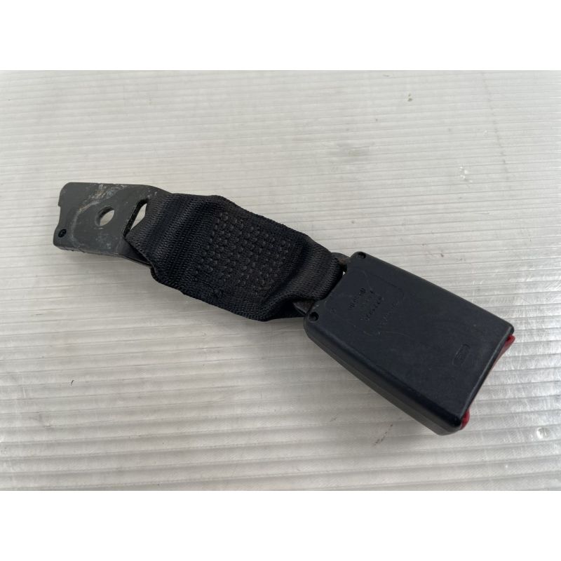 für BMW 5er (E39) 09/95-06/03 Gurtschloss TRW Mitte hinten 8222821