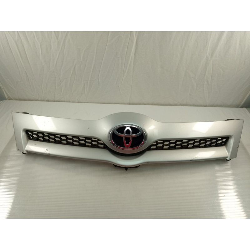 Toyota Corolla Verso 04-09 original Kühlergrill Frontgrill silber 53111-0F020
