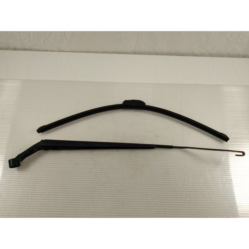 Toyota Corolla Verso (AR10) 04-09 original Wischerarm Wischblatt vorne links