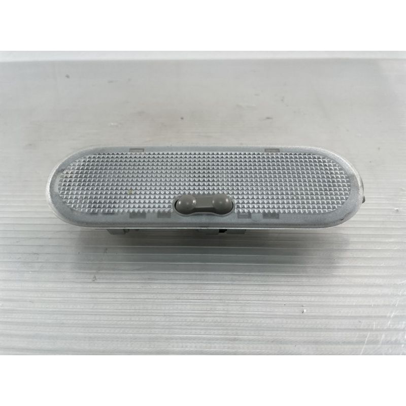 Dacia Sandero I (SD) 2008-2012 original Innenleuchte Innenraumleuchte 8200074362