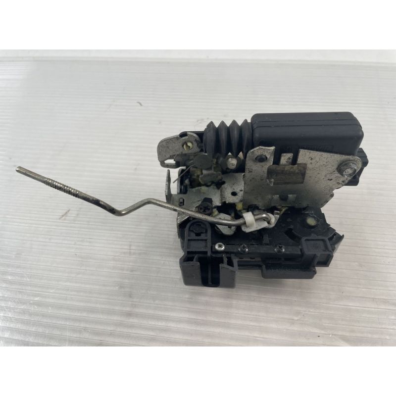 Dacia Sandero I (SD) 2008-2012 original Türschloss vorne rechts 8200735224